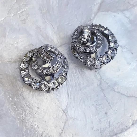 Boucher Estate Rhinestone Statement Clip Earrings - Picture 3 of 11